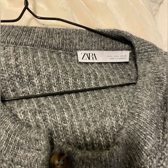 NWOT Grey Slouchy Oversized Grey Knit Sweater - Picture 6 of 9